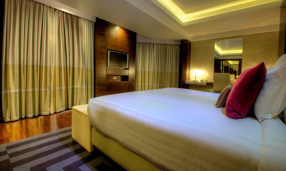 Avari Towers การาจี ภายนอก รูปภาพ A bedroom at the hotel